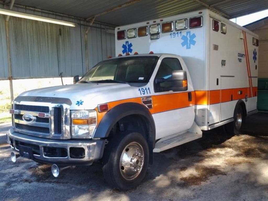 Ford F-450 Ambulance