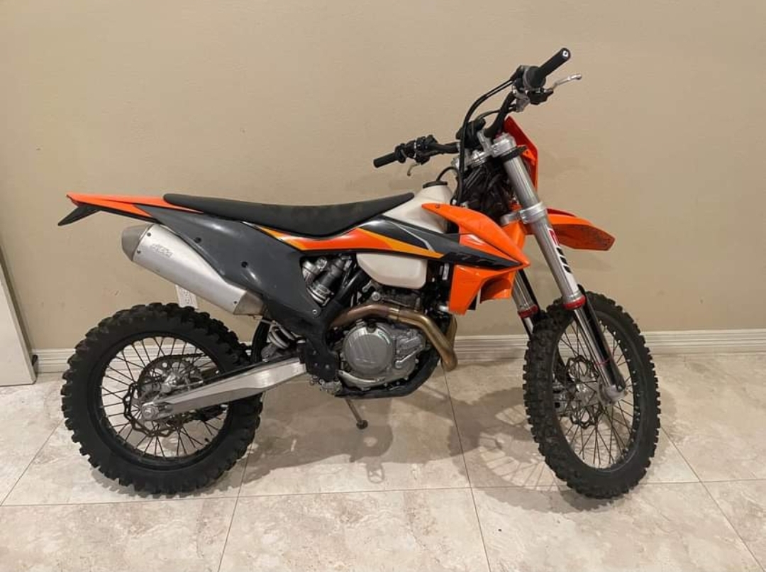 Yamaha raptor 125cc dirt bike