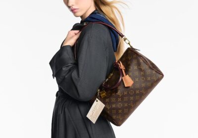 louis-vuitton-speedy-30-soft-celebration-M28379_PM1_Cropped-worn-view